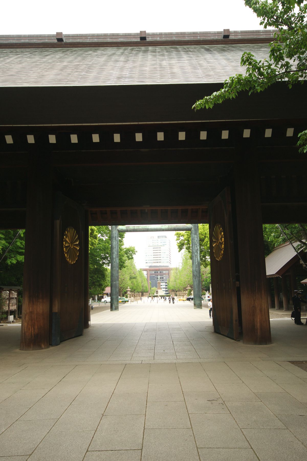 Yasukuni main gate
